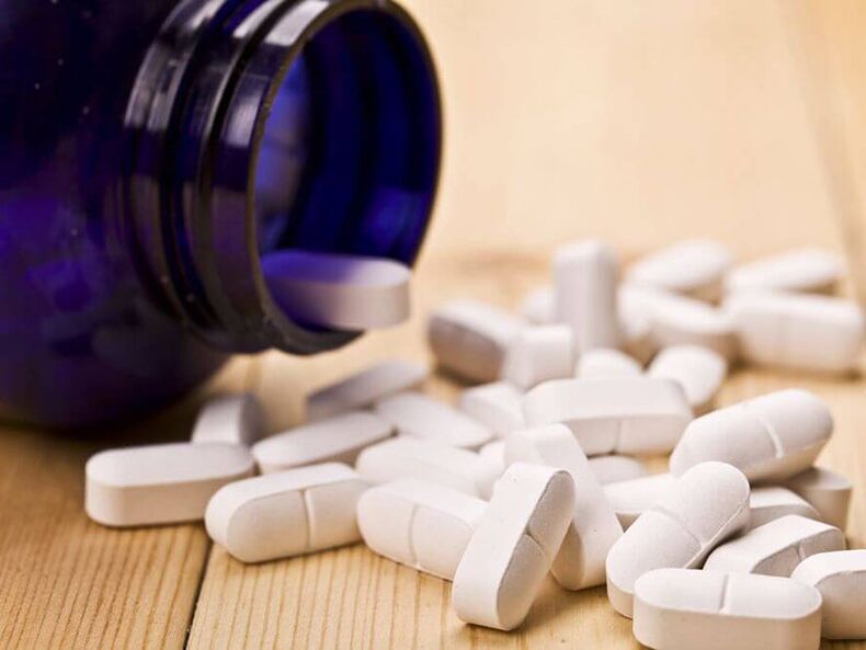 In case of osteochondrosis, drugs are prescribed that relieve pain and inflammation